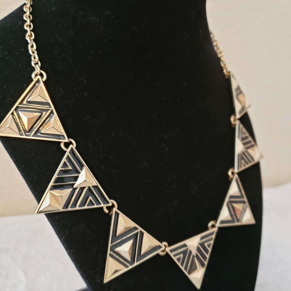 Necklace - Picture 2 of 3